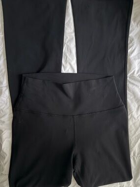 ALO Yoga High-Rise Black Leggings with Wide Waistband